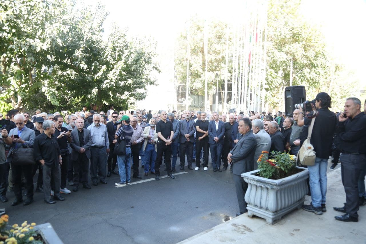 صحبت های آقای حامد میرطاهری مدیر دپارتمان آموزش و استعدادیابی باشگاه استقلال در مراسم تشییع مرحوم اکبر کارگرجم