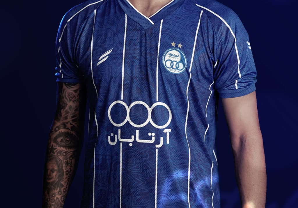 هر تار و پود پیراهن استقلال سرشار از افتخارات و عناوین تاریخی است