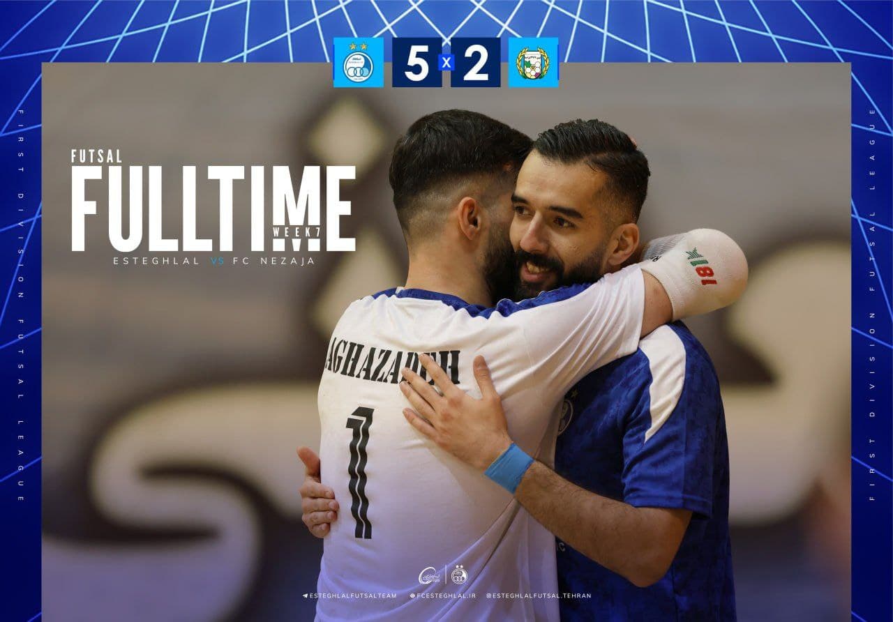 استقلال با پیروزی و صدرنشینی به تعطیلات رفت